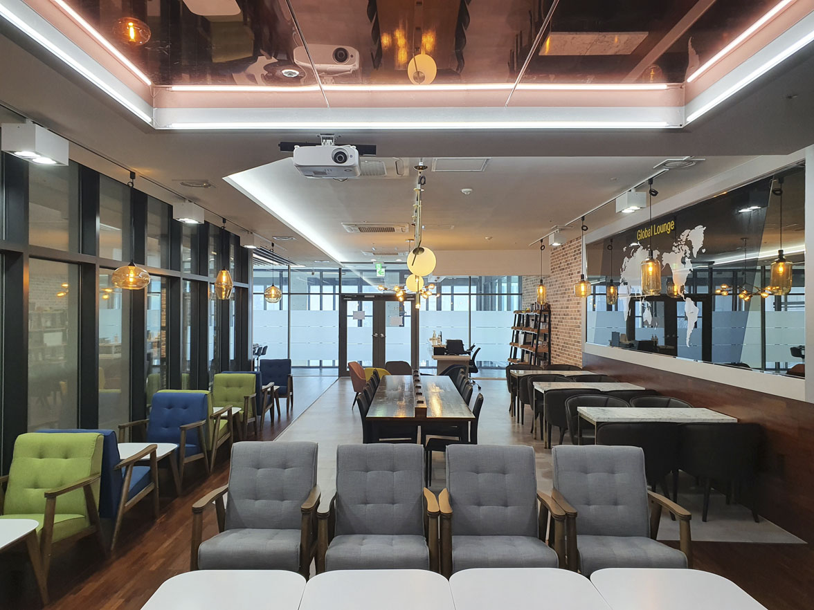 소통과 교류를 담은 글로벌 라운지