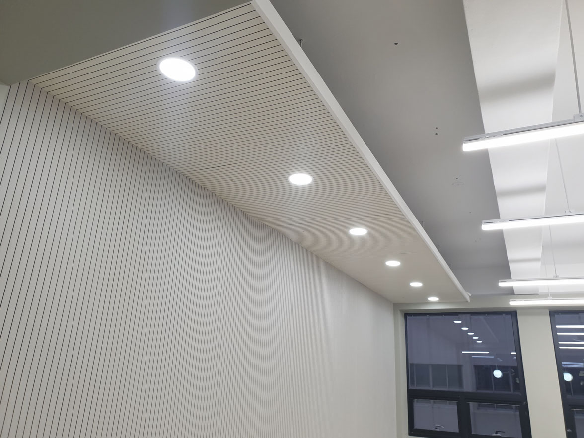 강연존을 더 편안하게 만드는 흡음 설계